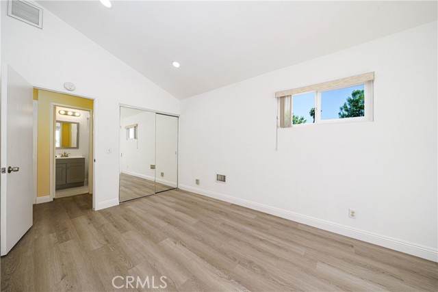 22822 Via Octavo, Mission Viejo CA: https://media.crmls.org/medias/a1e5a843-f961-4459-8303-dabb7679a4ae.jpg