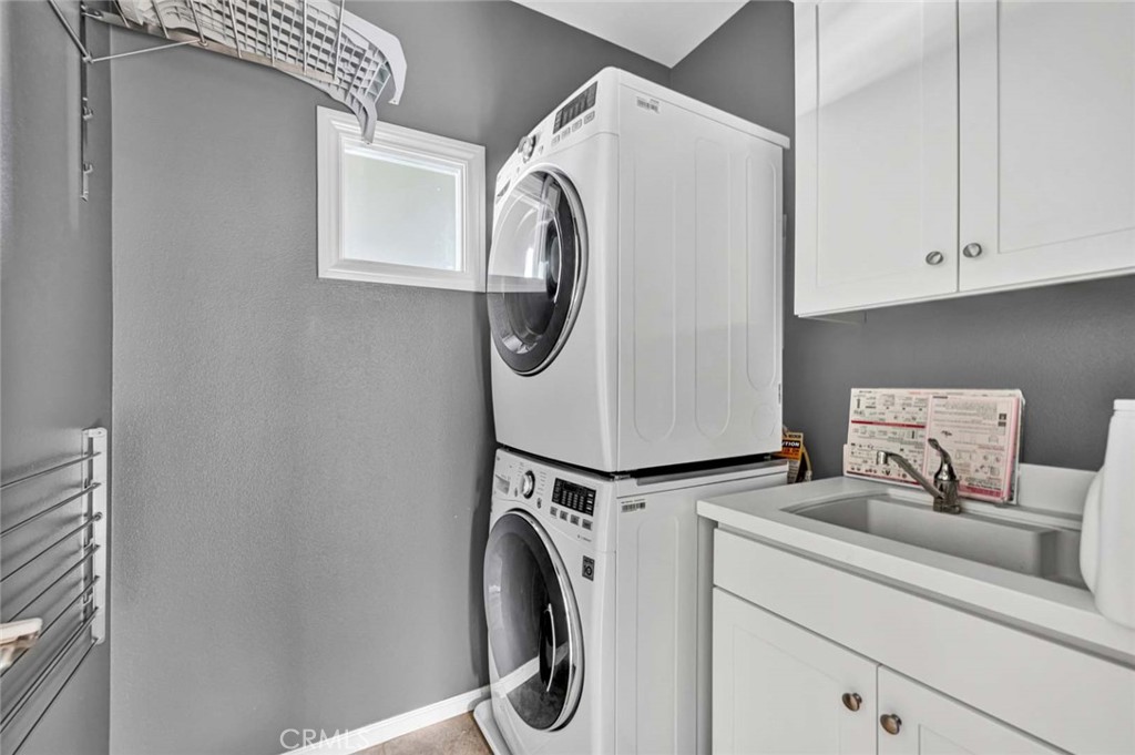 MLS #OC25248388 image #31