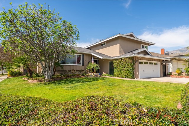 Detail Gallery Image 9 of 45 For 651 N Sunnyslope Ave, Pasadena,  CA 91107 - 5 Beds | 3 Baths