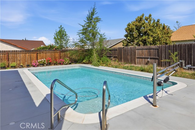 Detail Gallery Image 33 of 43 For 2097 Santa Barbara, Corona,  CA 92882 - 4 Beds | 2 Baths