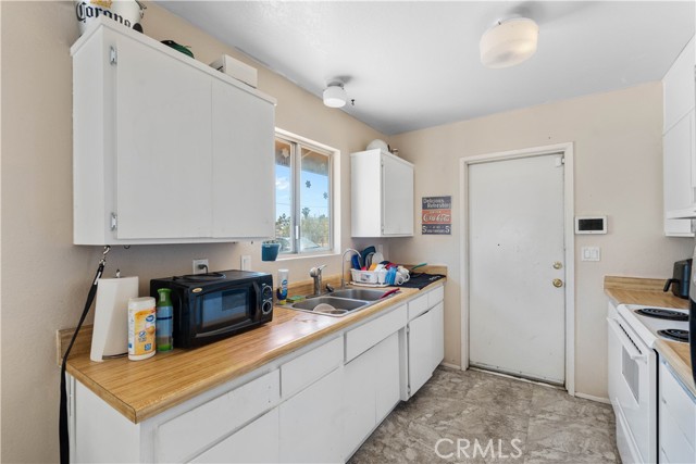 58349 Pimlico Street, Yucca Valley CA: https://media.crmls.org/medias/a1e7c996-a59b-4e44-bbcc-7b78bbee9f78.jpg