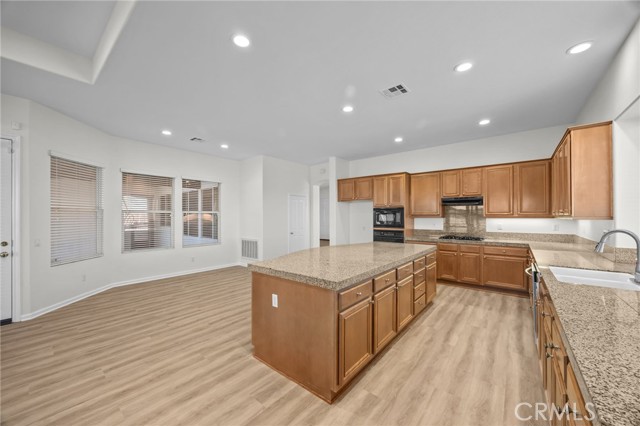 101 Via De La Valle, Lake Elsinore CA: https://media.crmls.org/medias/a1e7d3ee-d464-4e9f-948b-a7c5fe38350d.jpg