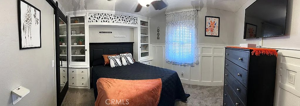 https://media.crmls.org/medias/a1e89b32-baac-4c40-b6db-dc18937b4d0c.jpg?preset=X-Large
