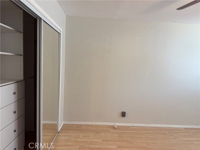 514 .5 Marigold Ave, Corona del Mar CA: https://media.crmls.org/medias/a1e8c496-e4a4-4f9b-bbb8-c11bdc499db5.jpg