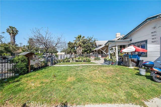 Image 23 of 30 For 961 47th Street