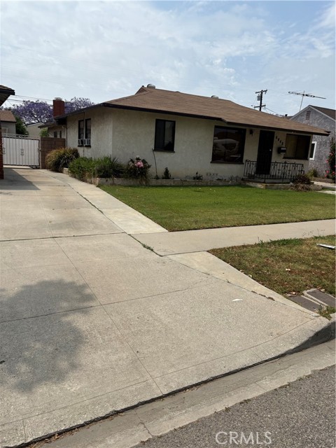 6049 Pennswood Avenue, Lakewood CA: https://media.crmls.org/medias/a1ea80e5-e212-4189-ab84-26ab786dd27d.jpg