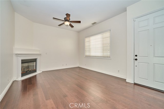 Detail Gallery Image 6 of 29 For 10773 Chestnut, Los Alamitos,  CA 90720 - 3 Beds | 2/1 Baths