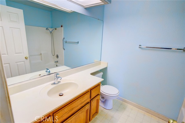 Detail Gallery Image 14 of 24 For 2326 Santos St, Dos Palos,  CA 93620 - 3 Beds | 2 Baths