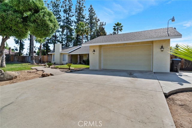 18691 Varden Drive, Madera CA: https://media.crmls.org/medias/a1ed6e0b-23cd-417a-a8c2-589e1f02ac2d.jpg