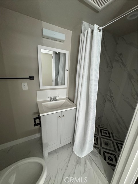 Detail Gallery Image 7 of 8 For 327 N Chicago, Los Angeles,  CA 90033 - 2 Beds | 2 Baths