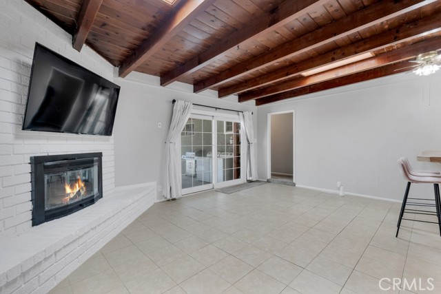 Detail Gallery Image 14 of 31 For 1640 N Lincoln, Burbank,  CA 91506 - 4 Beds | 2 Baths