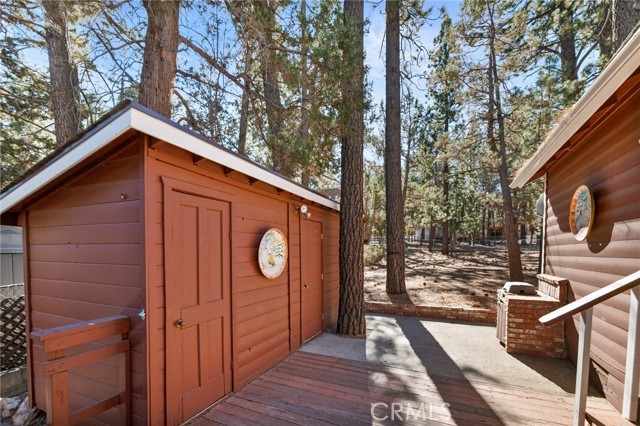 Detail Gallery Image 9 of 16 For 400 Shakespeare Ln, –,  CA 92314 - 3 Beds | 3 Baths