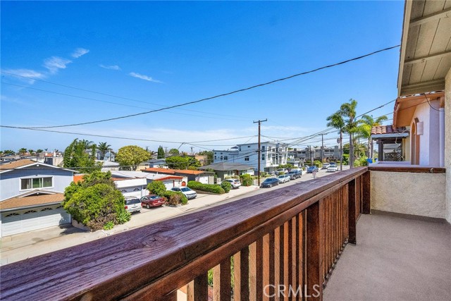 1519 Stanford Avenue, Redondo Beach, California 90278, 3 Bedrooms Bedrooms, ,2 BathroomsBathrooms,Residential,Sold,Stanford,SB24162096