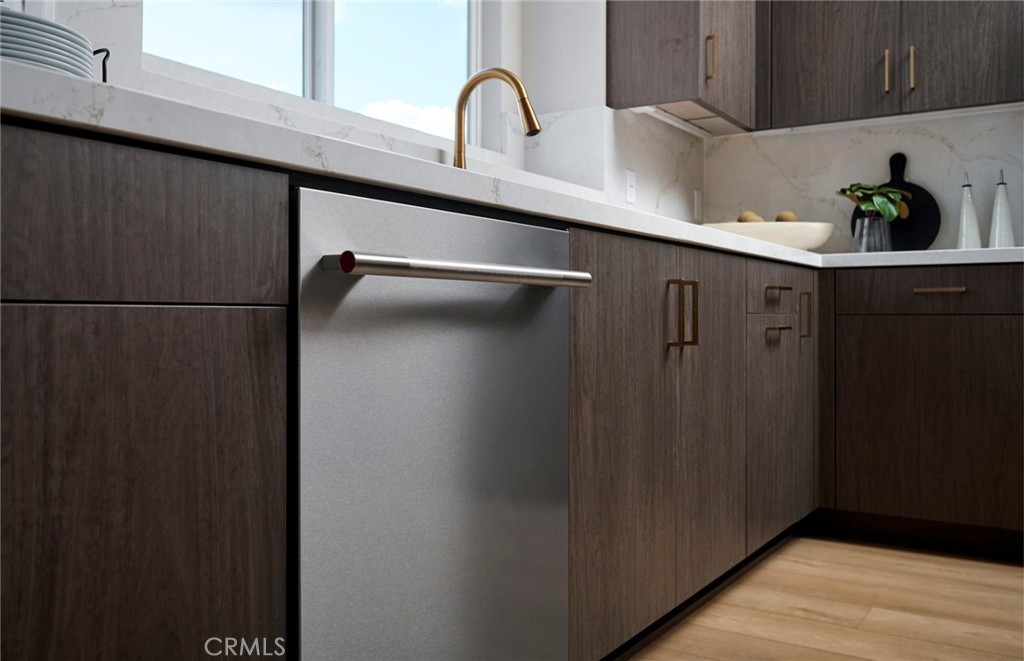 https://media.crmls.org/medias/a1f16bea-8687-44c7-891e-3183cea5d4ac.jpg?preset=X-Large