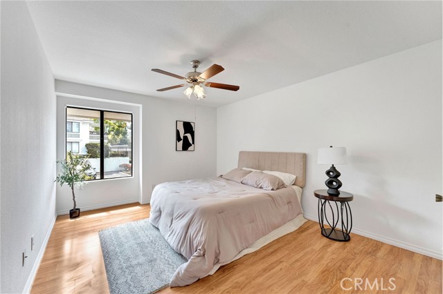 Image 14 of 29 For 22198 Cedar Pointe  1f