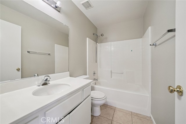 Detail Gallery Image 11 of 38 For 32255 Corte Illora, Temecula,  CA 92592 - 3 Beds | 2 Baths