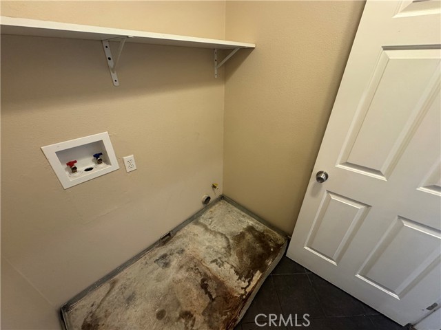 531 Corte San Pablo, Perris CA: https://media.crmls.org/medias/a1f2fe91-e927-4112-a7f2-5a5a9a28cdc2.jpg