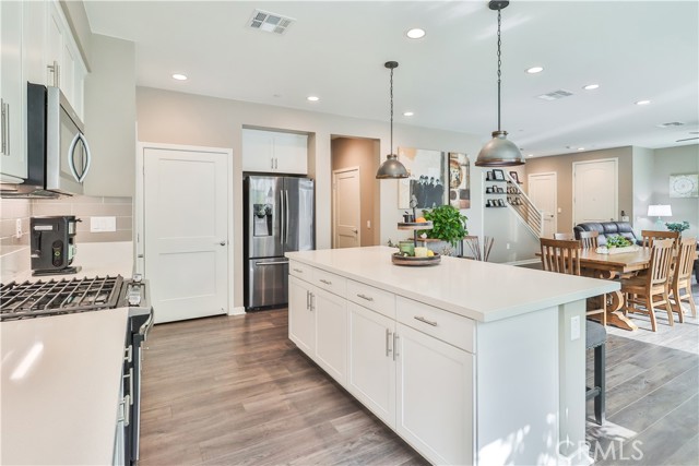 Detail Gallery Image 23 of 60 For 140 Farmhouse Dr #1,  Simi Valley,  CA 93065 - 4 Beds | 2/1 Baths