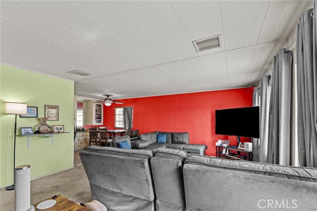 Detail Gallery Image 8 of 34 For 22111 Newport Ave #68,  Grand Terrace,  CA 92313 - 2 Beds | 2 Baths