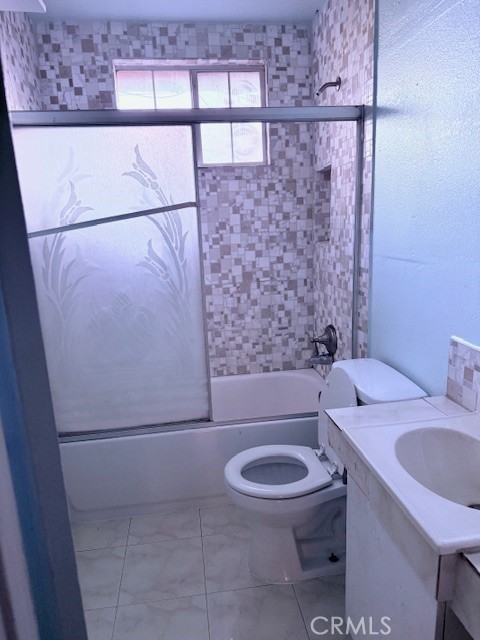 3187 Ruthann Dr,, Jurupa Valley CA: https://media.crmls.org/medias/a1f607f6-815f-4e8c-b9cd-36c9969efb7b.jpg