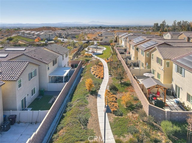 Detail Gallery Image 13 of 50 For 27480 Red Rock Rd, Moreno Valley,  CA 92555 - 3 Beds | 2/1 Baths