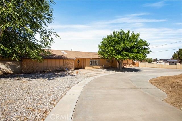 Detail Gallery Image 41 of 49 For 19375 Oshkosh Rd, Apple Valley,  CA 92307 - 4 Beds | 2 Baths