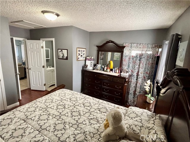 Detail Gallery Image 12 of 23 For 16739 Upland, Fontana,  CA 92335 - 3 Beds | 1/1 Baths