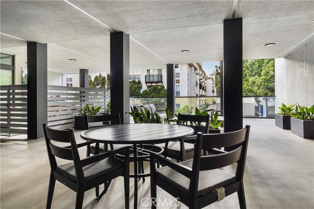 Detail Gallery Image 30 of 38 For 178 S Euclid Ave #412,  Pasadena,  CA 91101 - 1 Beds | 1 Baths