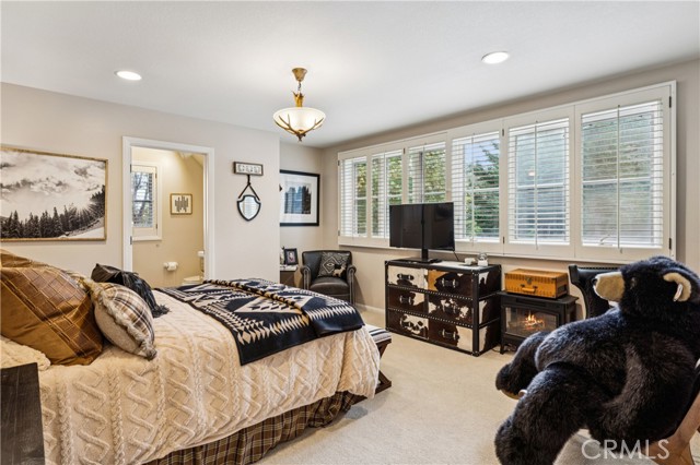 6 Bed Home for Sale in Lake Arrowhead, California