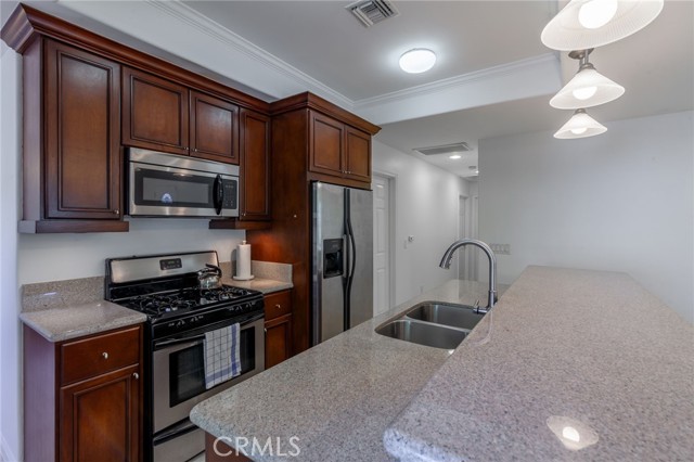 Detail Gallery Image 17 of 57 For 10424 Tujunga Canyon, Tujunga,  CA 91042 - 4 Beds | 3 Baths