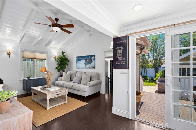 541 Thalia Street, Laguna Beach CA: https://media.crmls.org/medias/a1f925bb-bbc6-450a-b41e-2374adfaba4c.jpg
