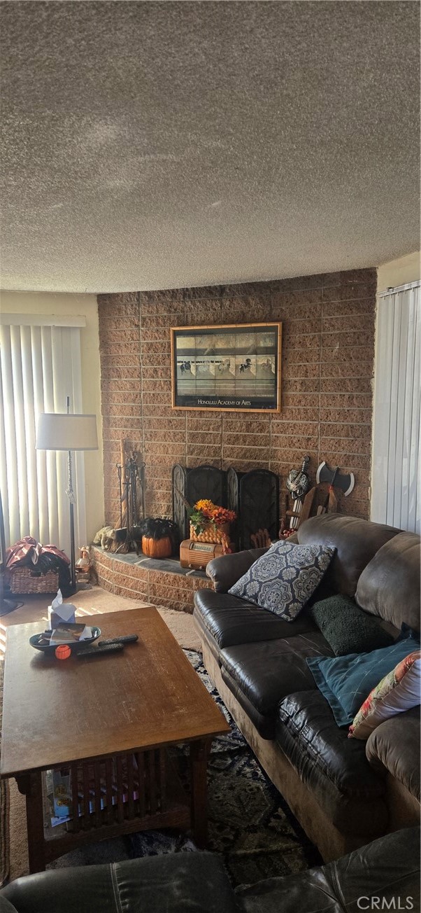 4527 Kickapoo Court, San Diego CA: https://media.crmls.org/medias/a1f991ec-c894-41c6-83d6-213dbcf6ae81.jpg