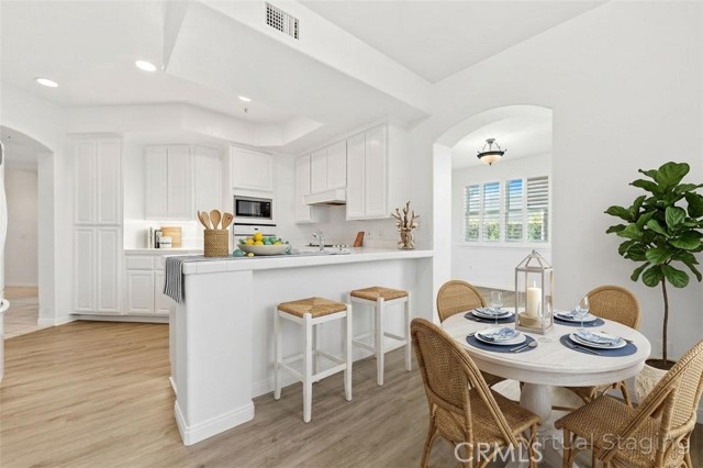 Detail Gallery Image 10 of 52 For 5142 Warner #112,  Huntington Beach,  CA 92649 - 2 Beds | 2 Baths