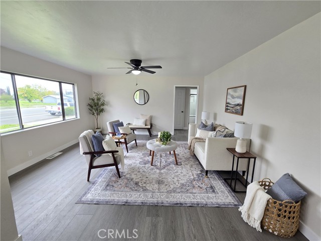 Detail Gallery Image 3 of 31 For 64 E Tehama, Orland,  CA 95963 - 3 Beds | 1 Baths