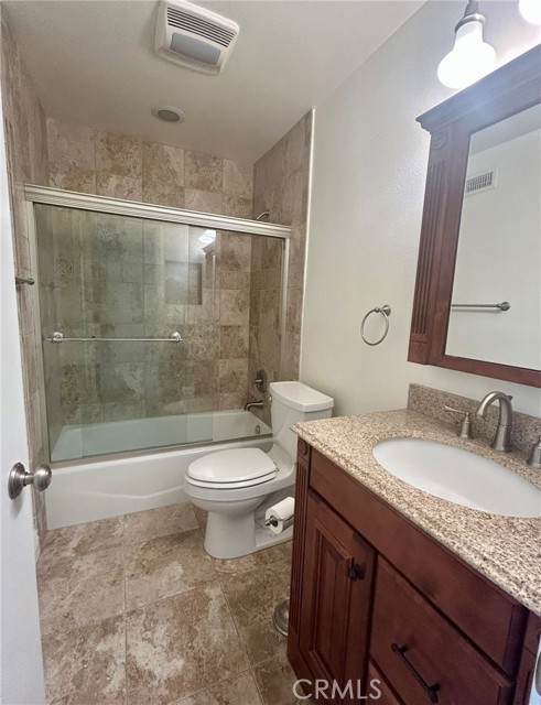 3964 Hibbert Court, Simi Valley CA: https://media.crmls.org/medias/a1fb0069-553d-41e2-92cf-721b777b87b9.jpg