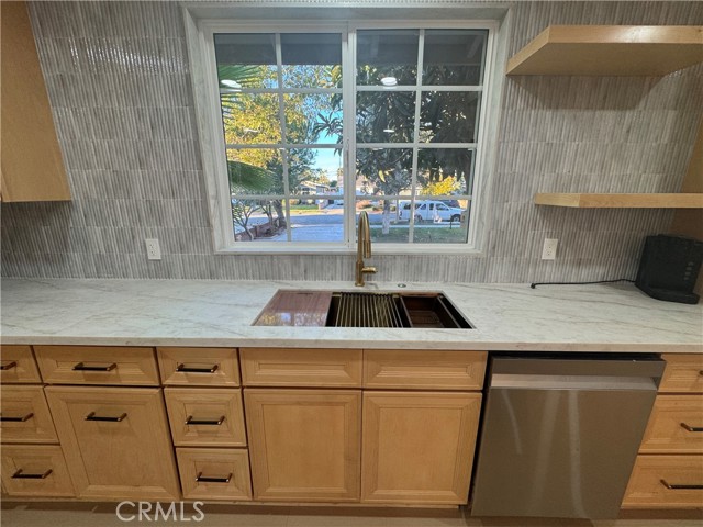 Detail Gallery Image 7 of 15 For 1344 E Mayfair, Orange,  CA 92867 - 3 Beds | 2 Baths