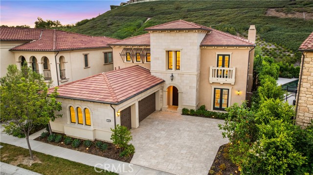 Detail Gallery Image 8 of 74 For 111 Great Oak, Irvine,  CA 92602 - 5 Beds | 5/1 Baths