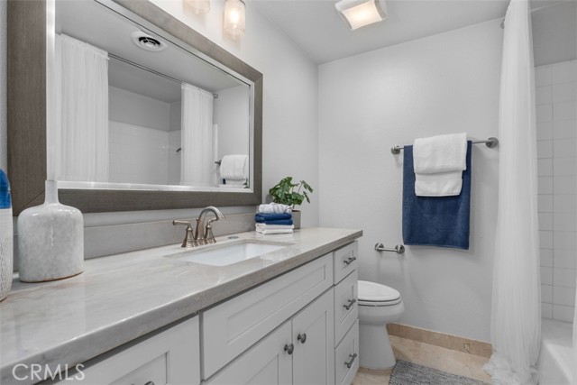 Detail Gallery Image 26 of 31 For 525 Vista Flora, Newport Beach,  CA 92660 - 3 Beds | 2/1 Baths