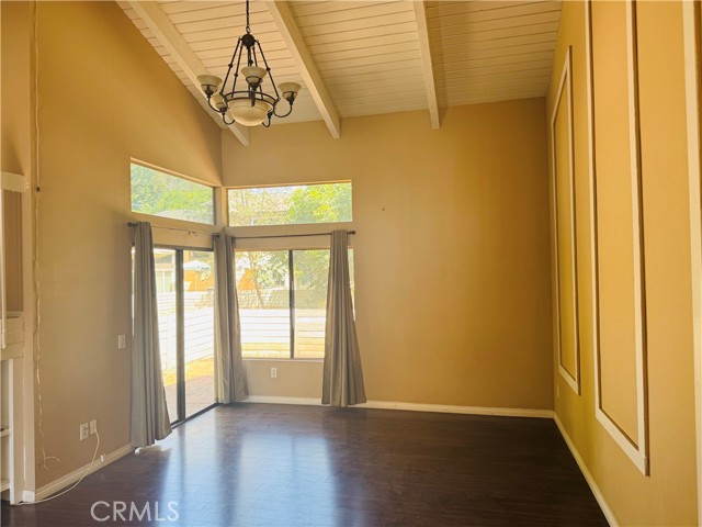 2512 N Tustin Avenue, Santa Ana CA: https://media.crmls.org/medias/a1fbd350-2c4a-4da4-a96d-c833e1e0d961.jpg