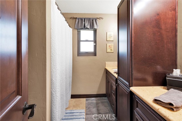 Detail Gallery Image 37 of 75 For 19978 Eyota, Apple Valley,  CA 92308 - 4 Beds | 3 Baths