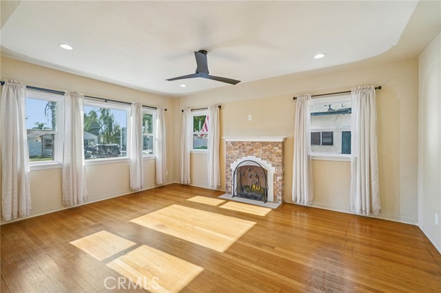 Detail Gallery Image 5 of 43 For 1002 N Florence Ave, Colton,  CA 92324 - 3 Beds | 2 Baths