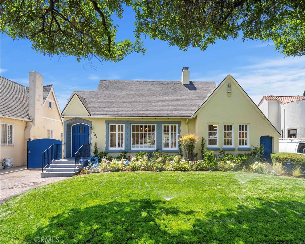 827 Hauser Boulevard