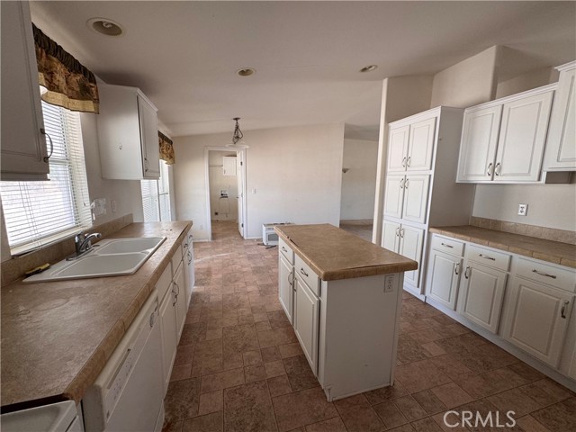 Detail Gallery Image 22 of 43 For 29226 Us Highway 58, Barstow,  CA 92311 - 4 Beds | 2 Baths