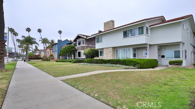 Detail Gallery Image 2 of 42 For 2525 E Ocean Bld, Long Beach,  CA 90803 - 5 Beds | 4 Baths