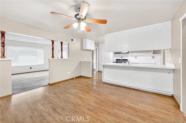 Image 9 of 53 For 13220 Fonseca Ave