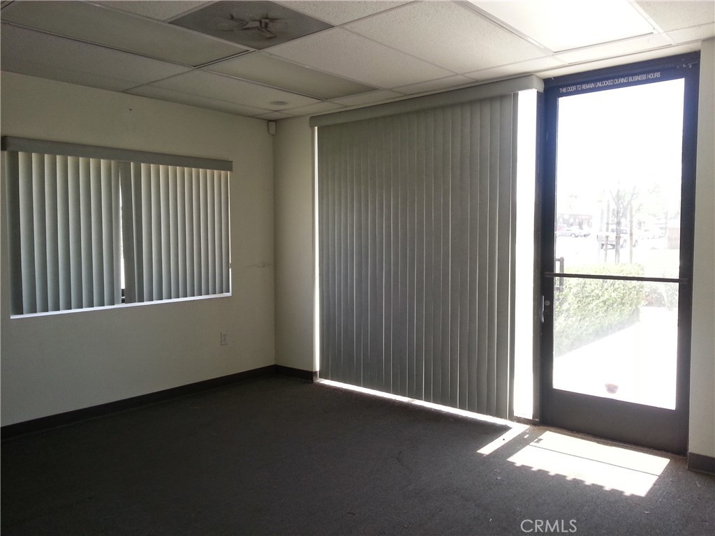 MLS #OC25275164 image #9