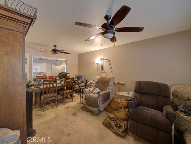 Detail Gallery Image 5 of 10 For 1100 Bermuda St, Bakersfield,  CA 93309 - 2 Beds | 2 Baths