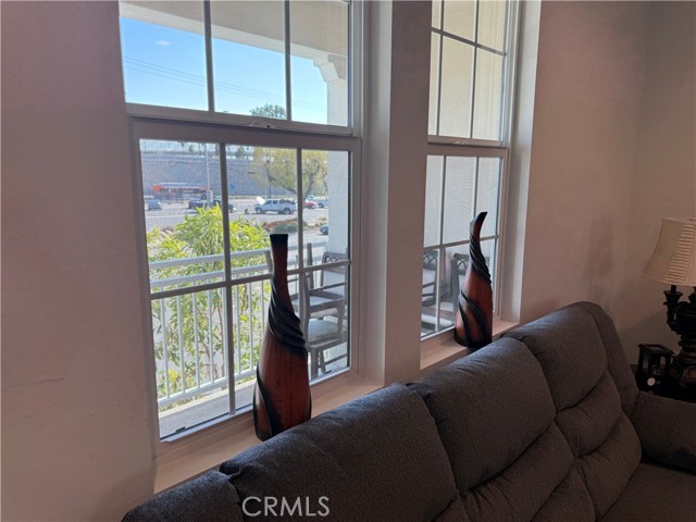 Detail Gallery Image 11 of 44 For 8933 Orangethorpe Ave, Buena Park,  CA 90621 - 4 Beds | 3/1 Baths