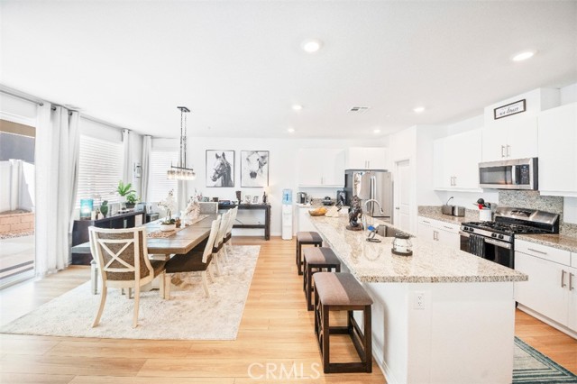 5066 Banjo Way, Hemet CA: https://media.crmls.org/medias/a1fffeff-0576-4b67-8240-2f090ae8250e.jpg