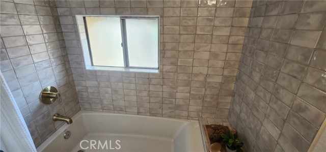 Detail Gallery Image 27 of 33 For 519 Amber Dr, Huntington Beach,  CA 92648 - 3 Beds | 2/1 Baths